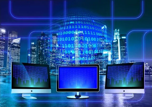 Platformy low-code kontra produkty software house